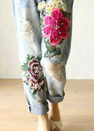 2025 Women’s Floral Embroidered Denim Jeans – Summer Casual Loose Harem Trousers – Elegant & Comfortable Fit